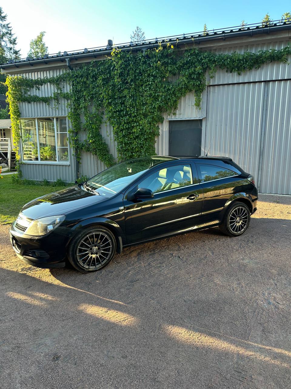 Opel Astra Gtc 2010